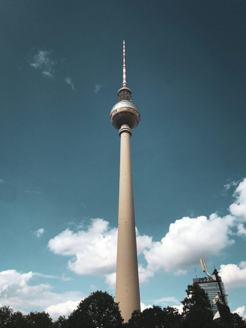 hannes-richter-uXxwlMwS5Dc-unsplash