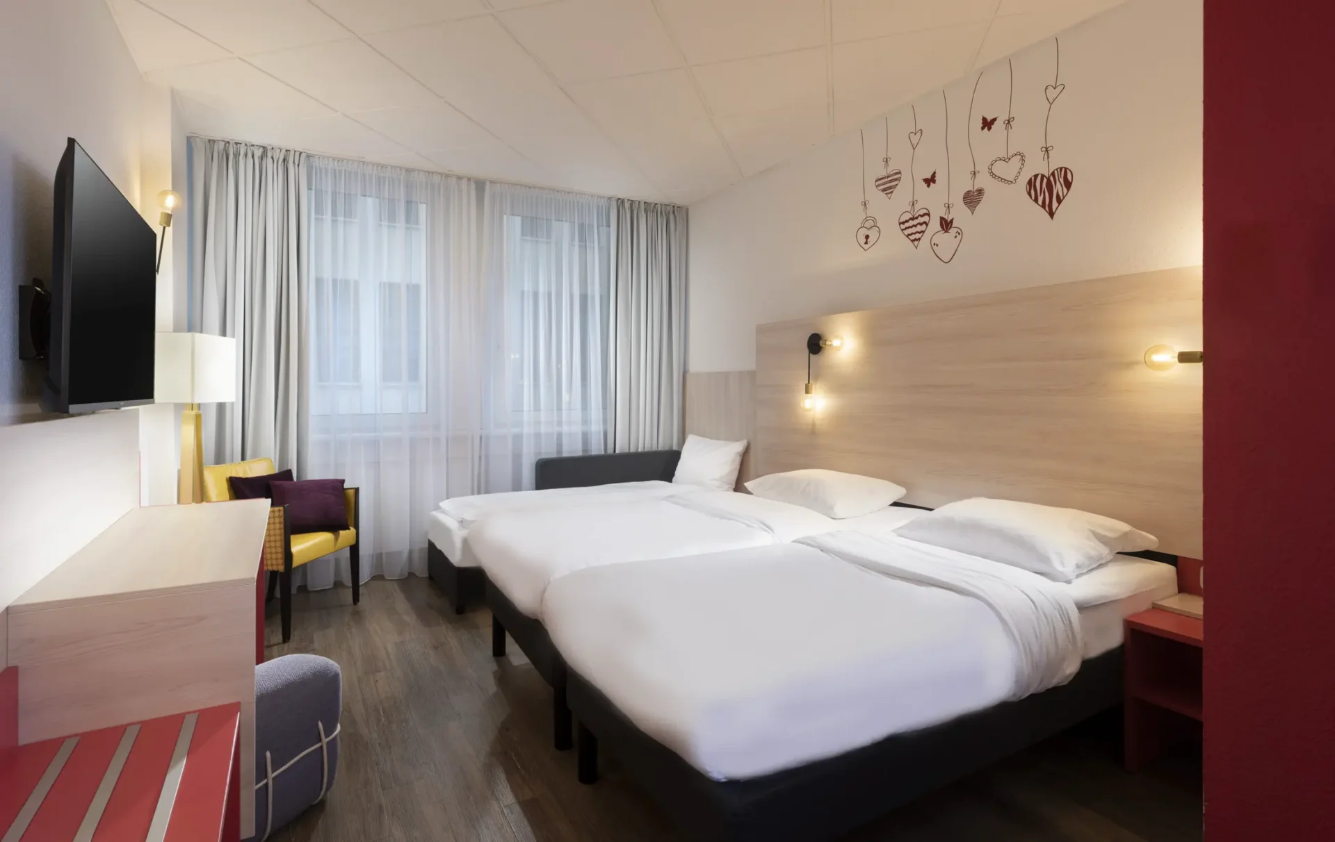 ‘s Hotel Berlin – Alexanderplatz_Triple Room_003