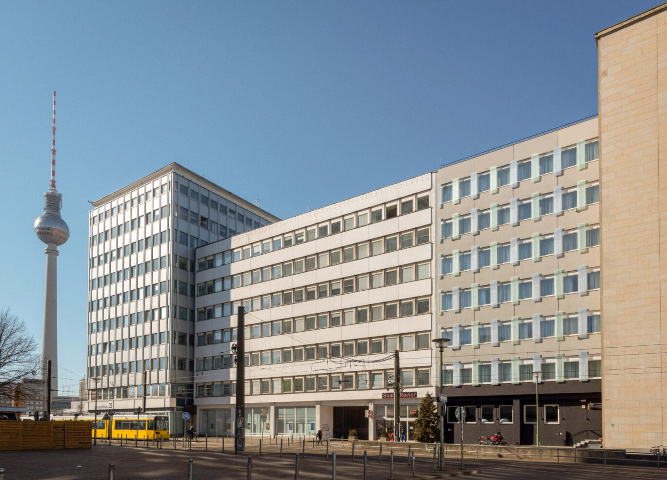 greet-berlin-alexanderplatz-berlin-photo-14