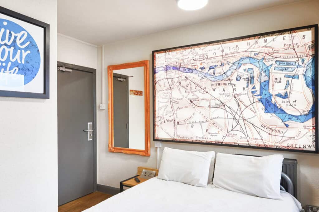 4-18 – Private double ensuite 2_Edit