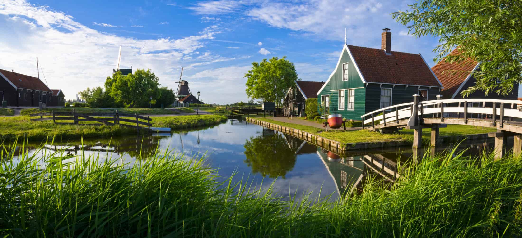 のんままページ。Amsterdam streetトレイとハウス5個セット 5 Incredible places in Holland to visit near Amsterdam - St